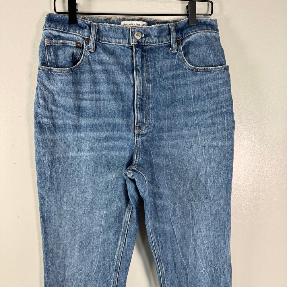 Abercrombie & Fitch The 70's Vintage Flare Ultra High Rise Jeans Size 30/10 - Picture 3 of 11